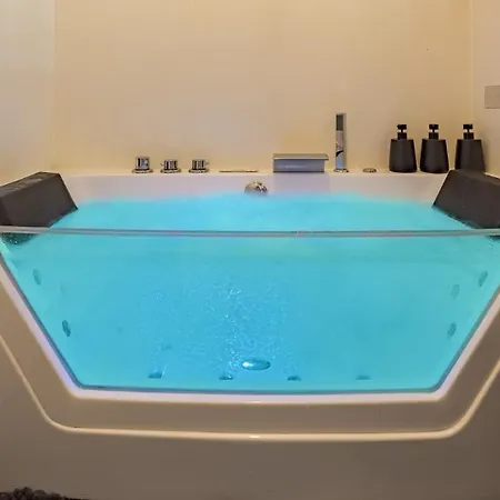 Le Reflet Secret - Hypercentre - Balneo Appartement